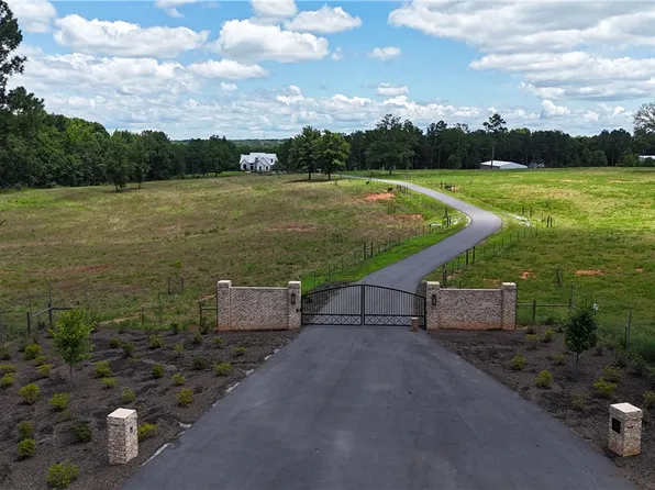 1425 S Harper Street Ext, Laurens, SC 29360