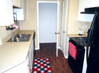 14482 Tramore Dr APT 2, Chesterfield, MO 63017