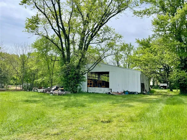 4038 State Route 16, Litchfield, IL 62056