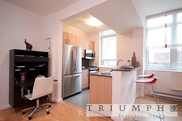 Rented by Triumph Property Group | media 26