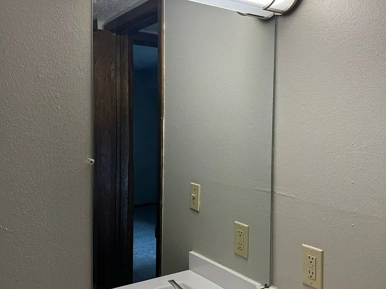 Lantern Square Apartments Spacious 1, 2 & 3 Bedrooms — Photo 26