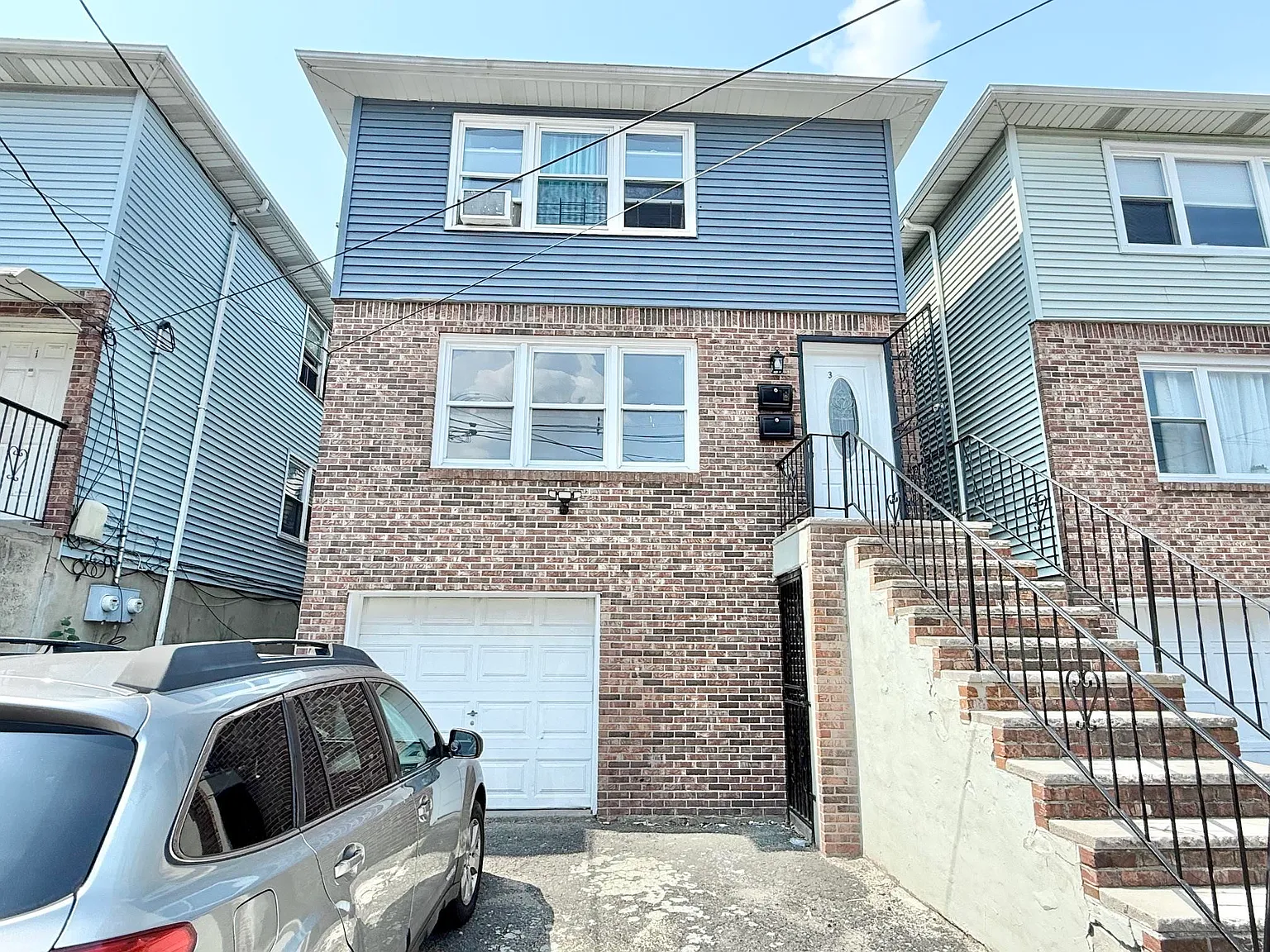 3 bed, 1.0 bath, $3,500 — Photo 2