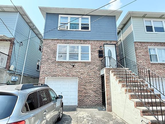 2nd image of 3 Jewett Ave Floor 1