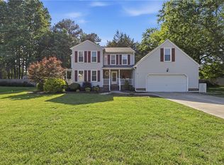 4 Faye Dr, Smithfield, VA 23430