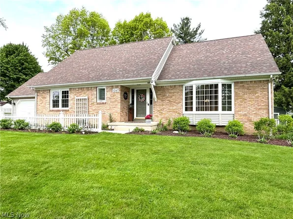 1247 Highland Ave, Salem, OH 44460