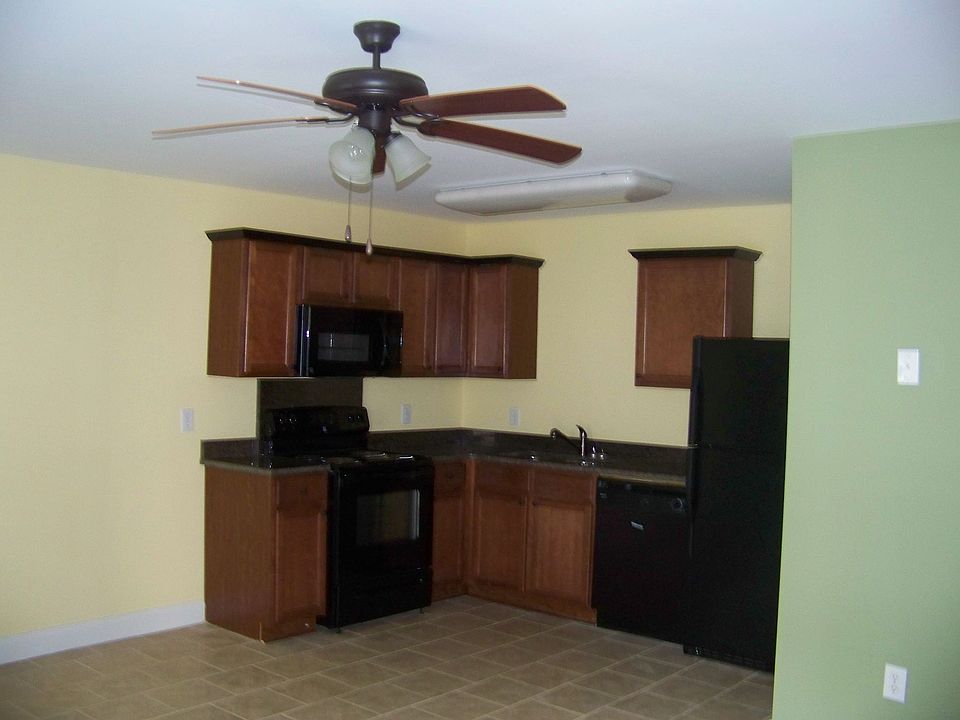 2nd image of 303A N Alexander St