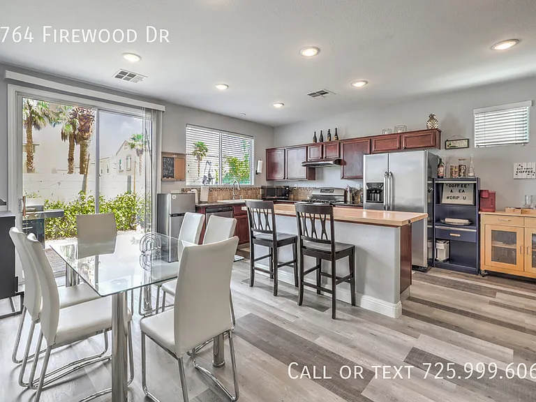 6764 Firewood Dr — Photo 7