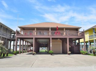 933 Raymond, Crystal Beach, TX 77650