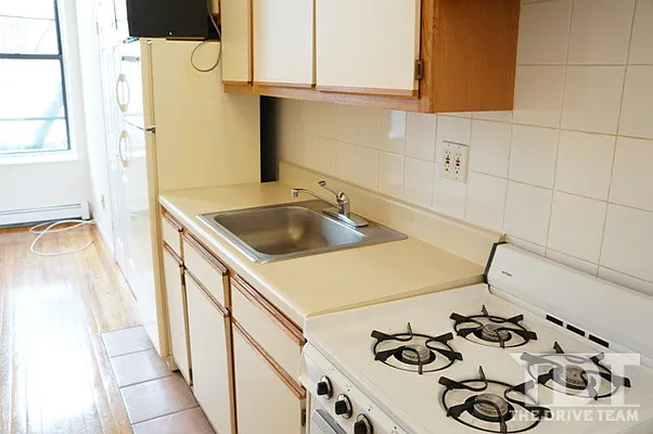 Rented by J Misrahi Realty Corp | media 37