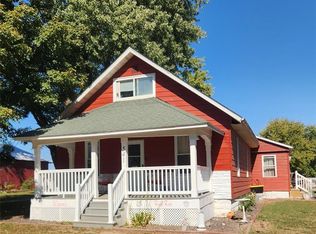 541 Ripson Bridge Ave, Sorento, IL 62086