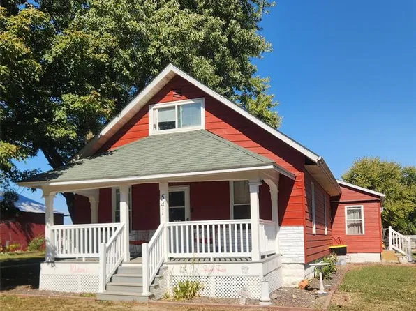 541 Ripson Bridge Ave, Sorento, IL 62086