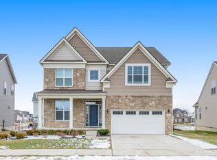 6351 S Trailwoods Dr, Ann Arbor, MI 48103