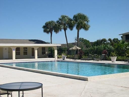 5th image of 4803 S Texas Ave #4803D