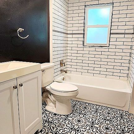 3rd image of 220 Holly Ave