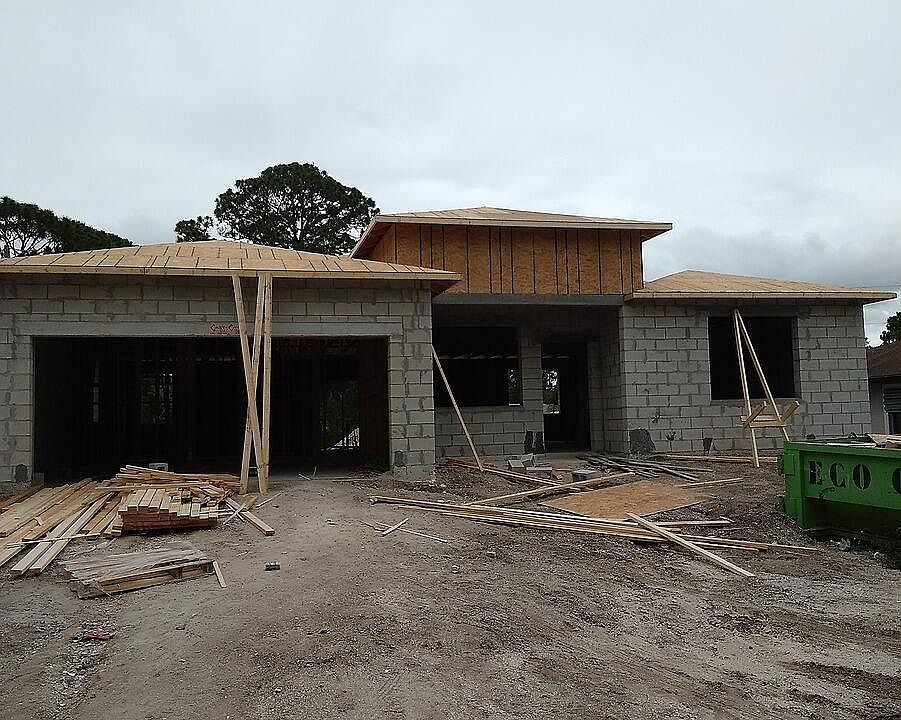 2nd image of 419 Ward Rd NE
