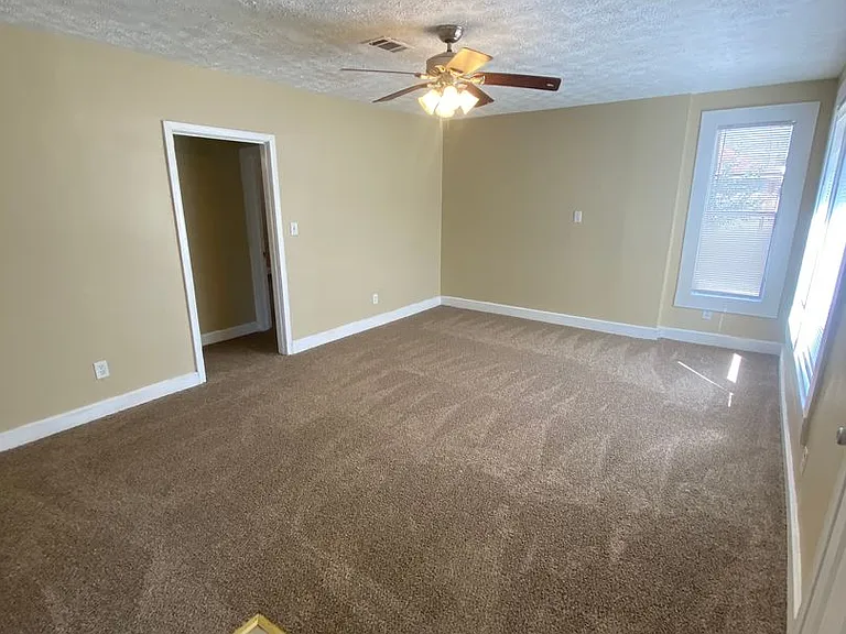 3311 Cherokee Ave — Photo 7