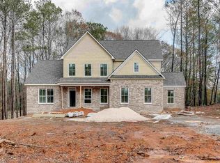 1041 Holly Tree Ct, Bishop, GA 30621