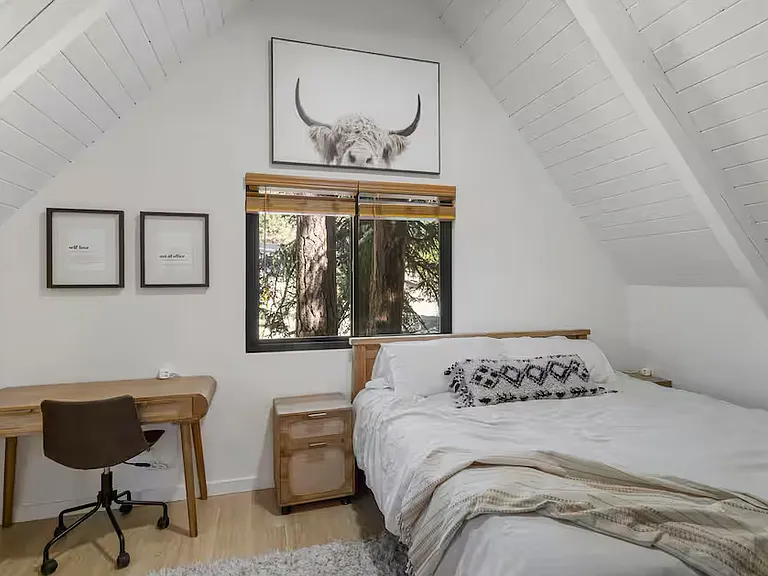 32433 Nordic Dr — Photo 10