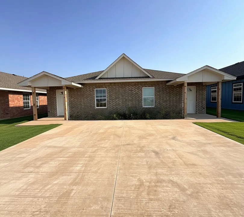 1407 SW Bishop Rd