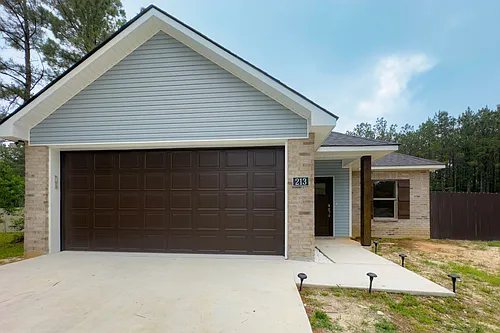 213 Steel Magnolia Ln Photo 1