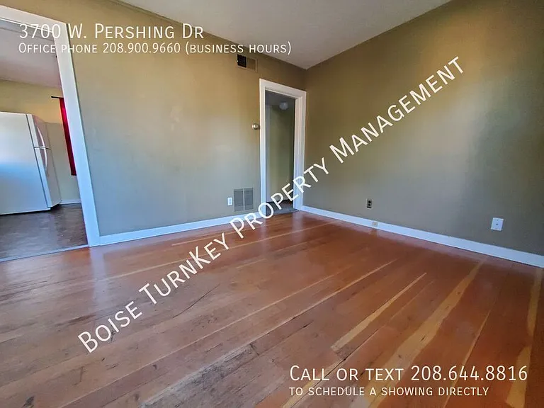 3700 W Pershing Dr — Photo 22