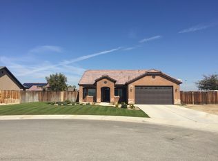 700 Promenade Ct, Shafter, CA 93263