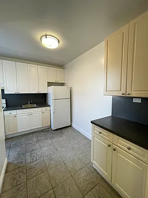 Rented by TORNADO REALTY LLC | media 52