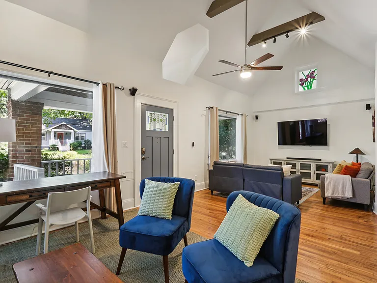 1003 Glenwood Ave SE — Photo 16