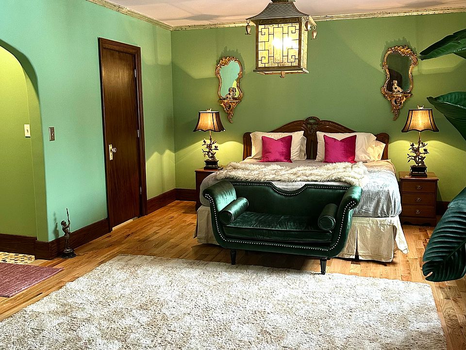 1st image of 180 Bryant St #1
