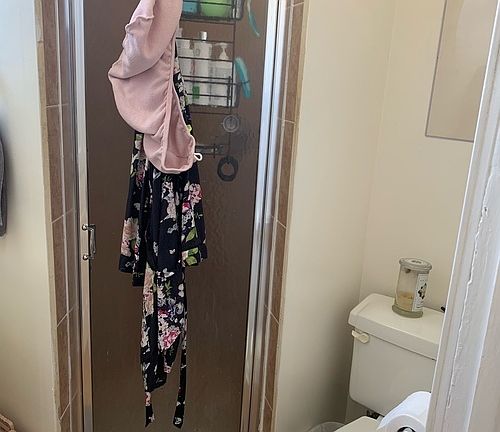 5th image of 1801 N Bissell St APT 2R