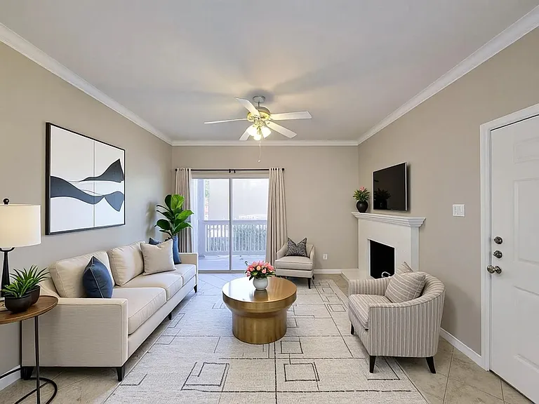 4041 Drake St #116 — Photo 5