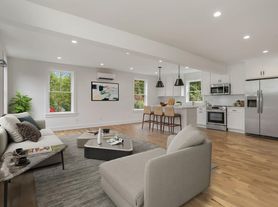 49 Daniels Farm Rd