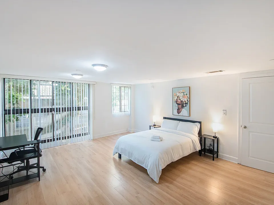 10982 Roebling Ave #110-6