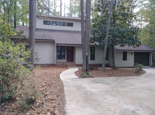 4001 Chipmunk Cir, Sanford, NC 27332