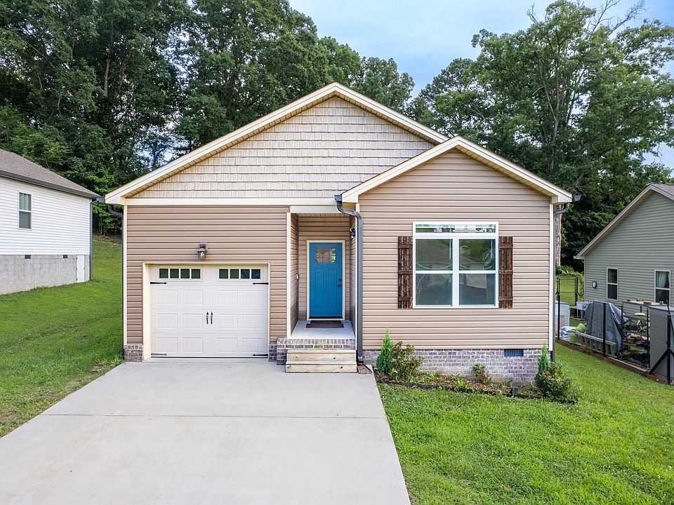 1st image of 1610 Southern Heights Cir SE