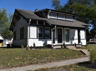 208 Maple Leaf St, Dearborn, MO 64439