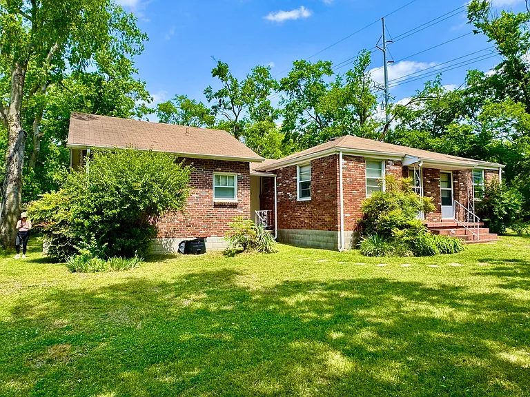 400 Acklen Park Dr #3 — Photo 15
