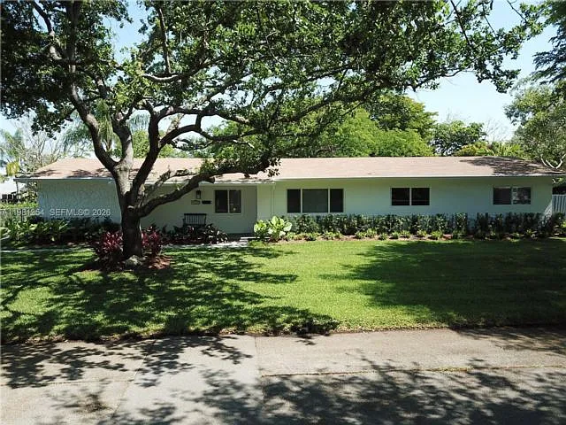 10343 SW 114th St — Photo 1