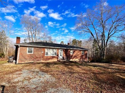 6380 Pine Hall Rd, Belews Creek, NC, 27009