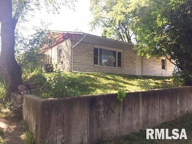 1st image of 17 Riverview Ln
