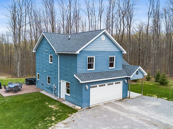3rd image of 9208 Mount Frederick Rd