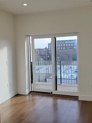 Rented by Signature Property Realty | media 38