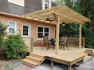 186 Alpine St, Newport News, VA 23606