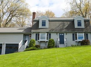 18 Taft Dr, Franklin, MA 02038