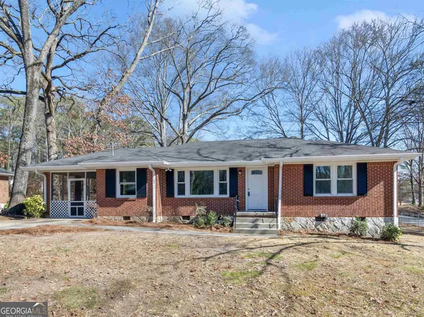 5198 Woodland Dr, Forest Park, GA 30297