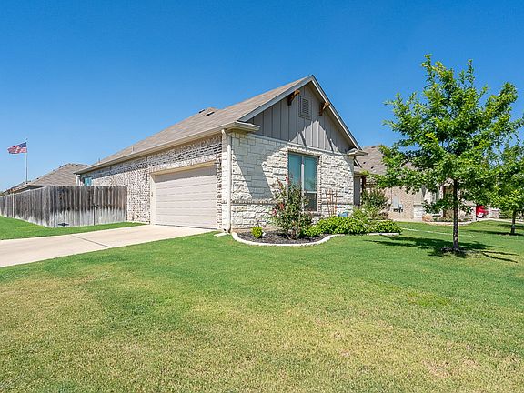 3rd image of 10234 Alamosa Ln