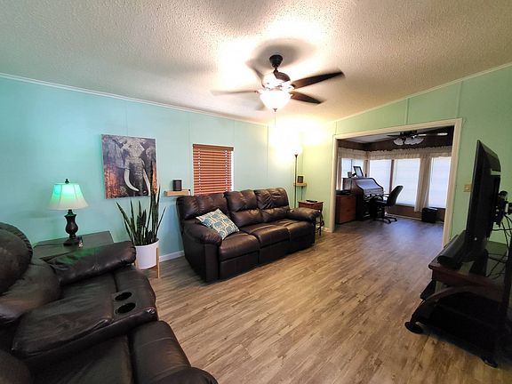 2nd image of 3390 Gandy Blvd #22
