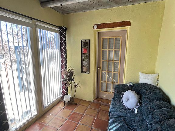 4th image of 298 Calle Del Norte