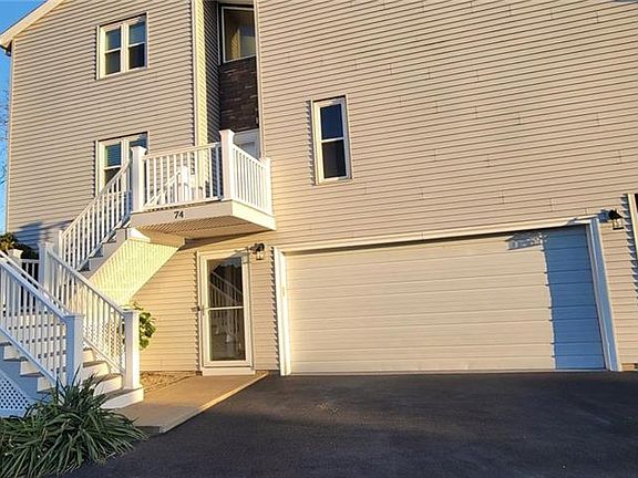 3rd image of 74 White Swan Dr