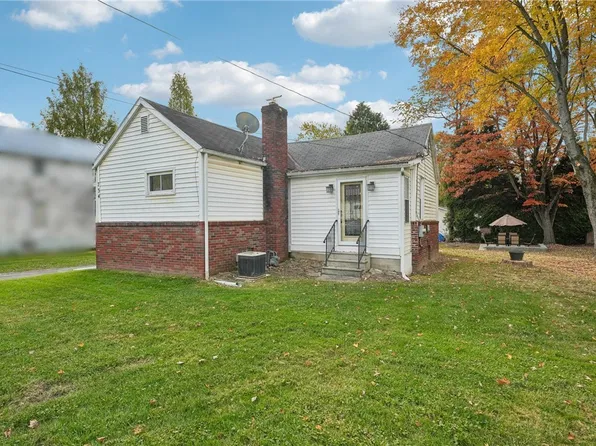 734 Harmony Fisher Rd, Ellwood City, PA 16117